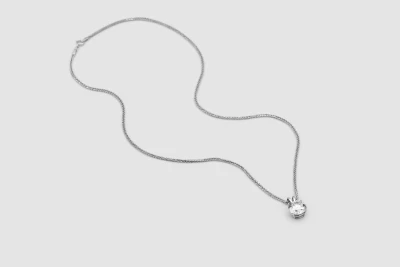 18ct White Gold 4.43ct Diamond Solitaire Necklace