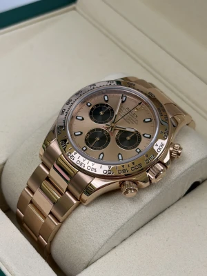 Rolex Daytona 40mm 18ct Everose Gold 116505 2011