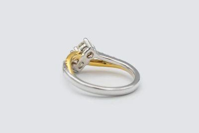 18ct Yellow and White Gold 0.89ct Two Stone Diamond Twist Ring Size L