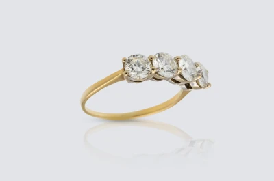 18ct Yellow Gold and Platinum 2.00ct Four Stone Diamond Ring Size P