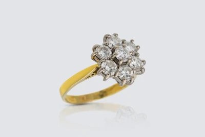 18ct Yellow Gold 2.06ct Diamond Daisy Cluster Ring Size P