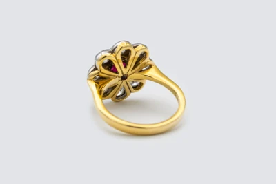 18ct Yellow Gold 1.34ct Round Ruby and 1.48ct Diamond Daisy Cluster Ring Size N
