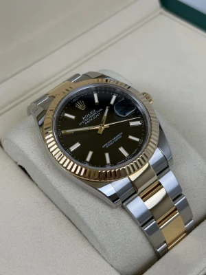 2017 Rolex Datejust 41mm Steel And Yellow Gold 126333 Black Dial