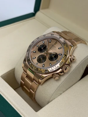 Rolex Daytona 40mm 18ct Everose Gold 116505 2011
