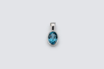 9ct White Gold Blue Topaz Oval Pendant