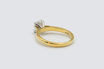 18ct Yellow Gold 1.00ct Diamond Brilliant Cut Engagement Ring Size M