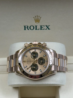 Rolex Daytona 40mm 18ct Everose Gold 116505 2011