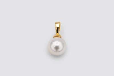 18ct Yellow Gold 9mm Akoya Pearl Pendant