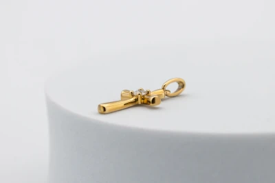 9ct Yellow Gold Diamond Cross Pendant
